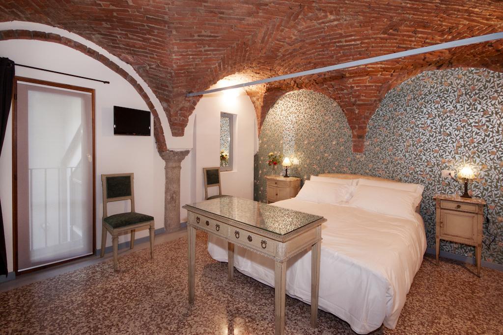 Ca' Monteggia Guest House Milan Room photo